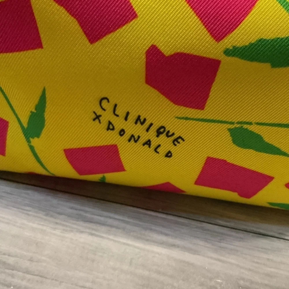 Clinique Donald X Vibrant Yellow Cosmetic Pouch NWT floral